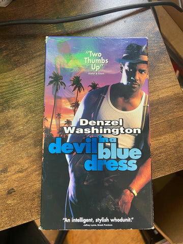 Devil in a Blue Dress (1995) - Used VHS 1996 Tri Star Tape